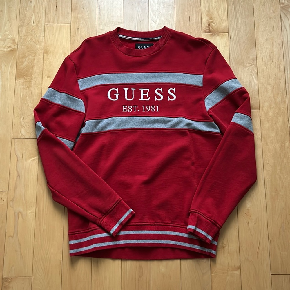Guess men’s sweater